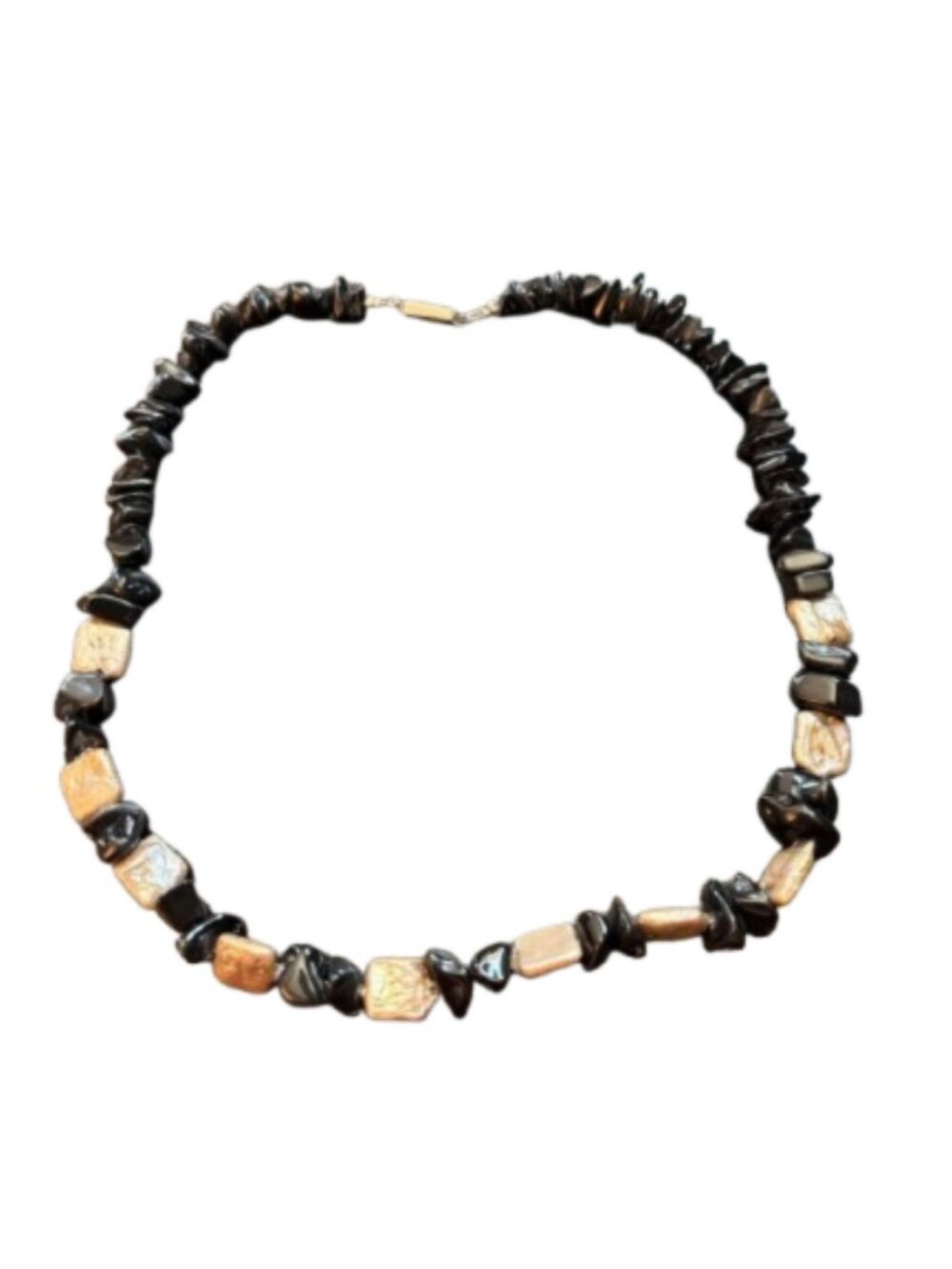 Elegant Black and Shell Bead Necklace - Women Jewelry